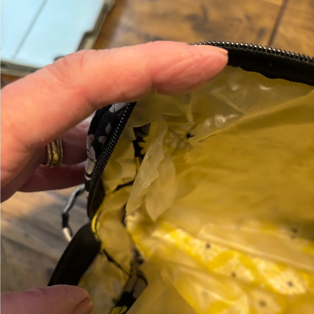 9 piece Vera Bradley Retired Baroque set - Picture 8 of 13